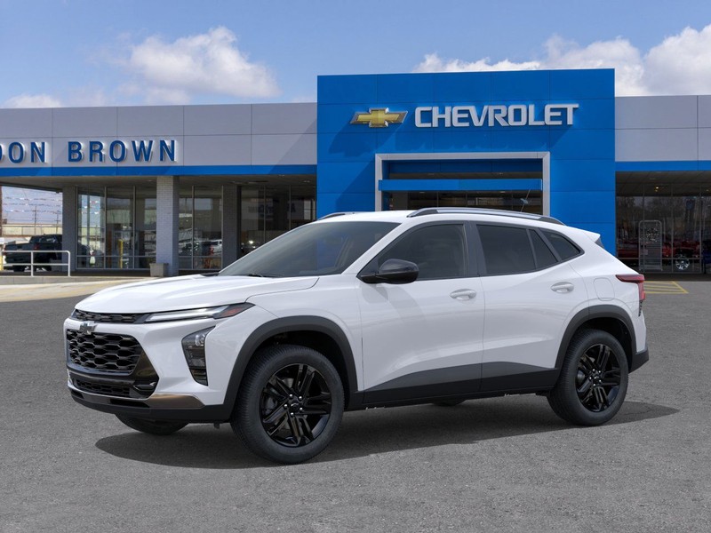 Chevrolet Trax Vehicle Full-screen Gallery Image 2