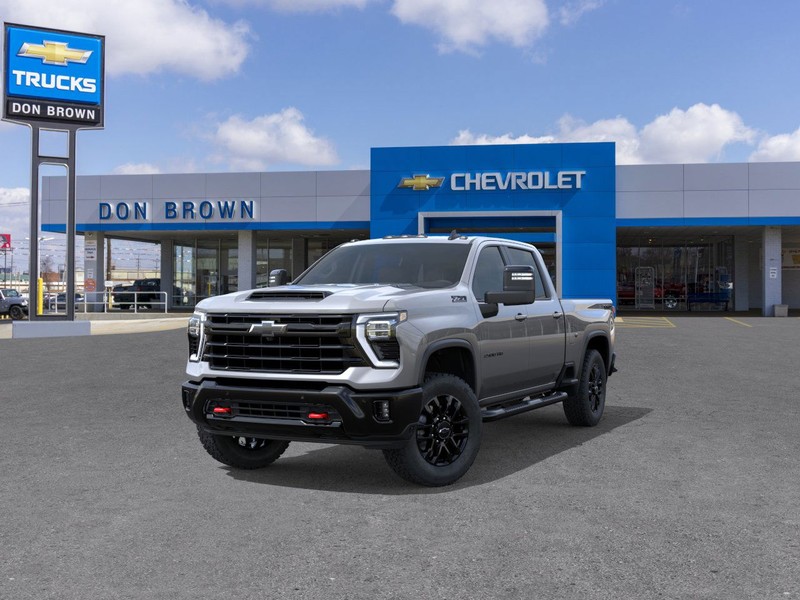 Chevrolet Silverado 2500 HD Vehicle Full-screen Gallery Image 8