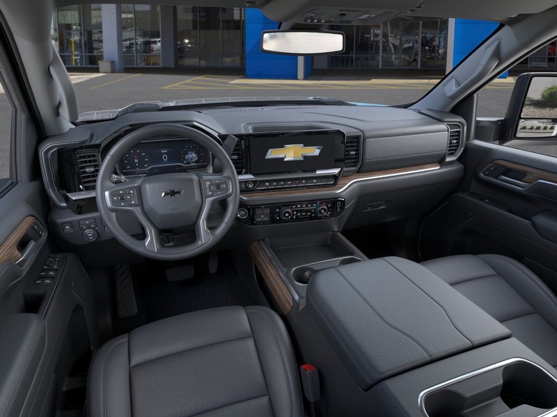 Chevrolet Silverado 2500 HD Vehicle Full-screen Gallery Image 15