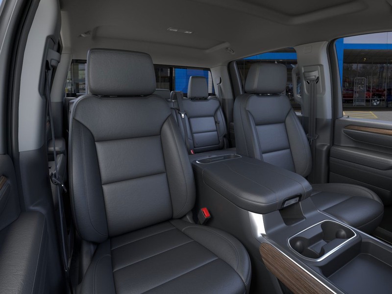 Chevrolet Silverado 2500 HD Vehicle Full-screen Gallery Image 16