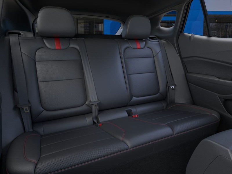 Chevrolet Trax Vehicle Full-screen Gallery Image 17