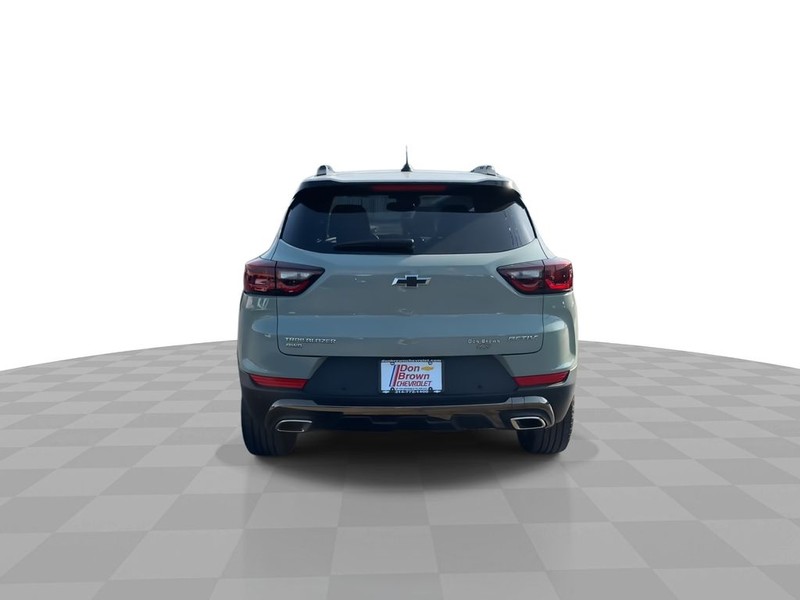 Chevrolet TrailBlazer Vehicle Full-screen Gallery Image 11