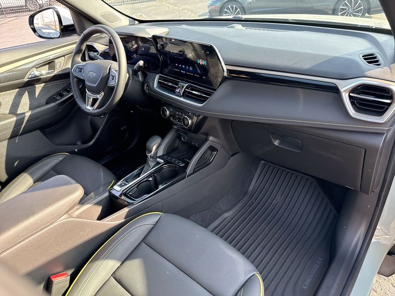 Chevrolet TrailBlazer Vehicle Full-screen Gallery Image 35