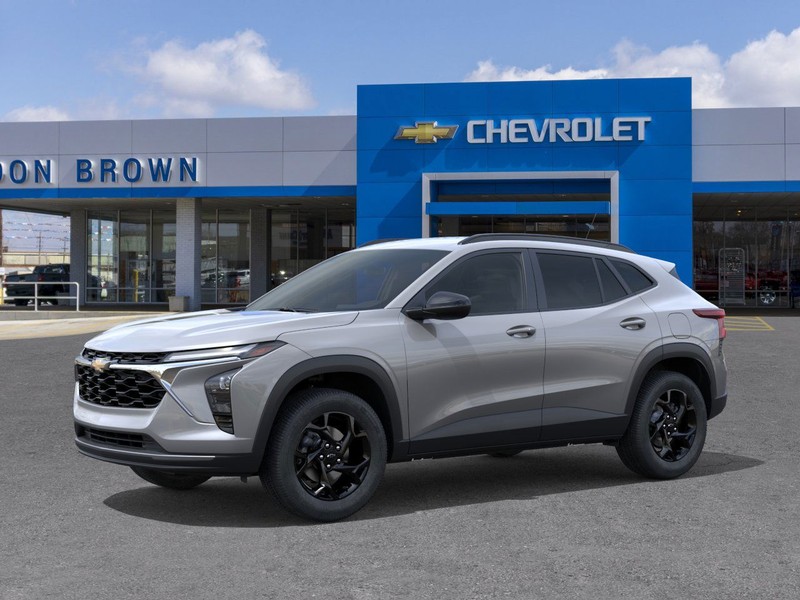 Chevrolet Trax Vehicle Full-screen Gallery Image 2