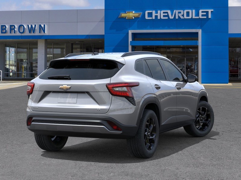 Chevrolet Trax Vehicle Full-screen Gallery Image 4