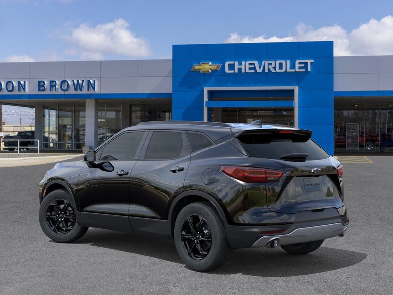 Chevrolet Blazer Vehicle Full-screen Gallery Image 3