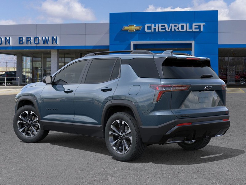 Chevrolet Equinox Vehicle Full-screen Gallery Image 3