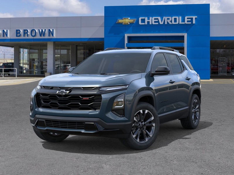 Chevrolet Equinox Vehicle Full-screen Gallery Image 6