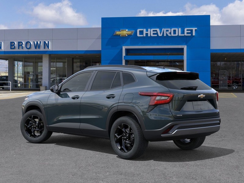 Chevrolet Trax Vehicle Full-screen Gallery Image 3