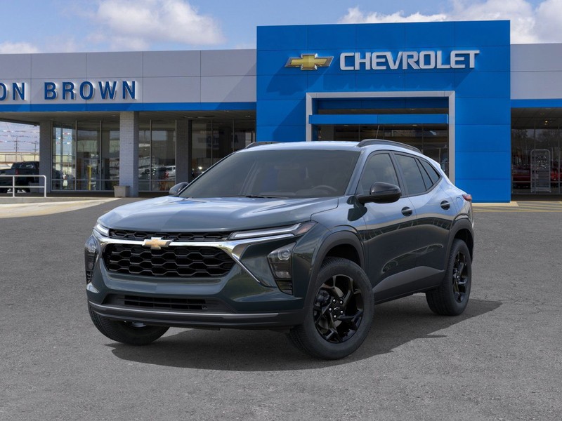 Chevrolet Trax Vehicle Full-screen Gallery Image 6