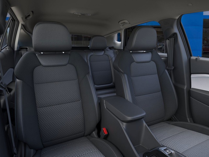 Chevrolet Trax Vehicle Full-screen Gallery Image 16