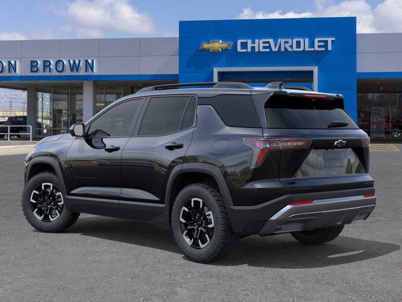 Chevrolet Equinox Vehicle Full-screen Gallery Image 3