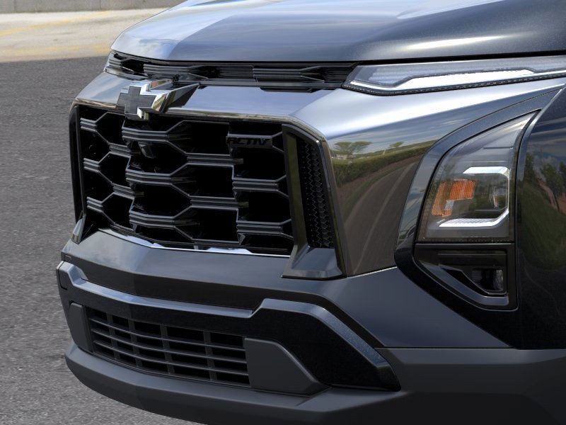 Chevrolet Equinox Vehicle Full-screen Gallery Image 13