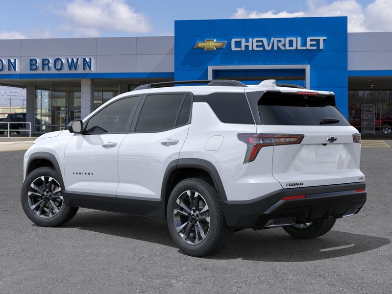 Chevrolet Equinox Vehicle Full-screen Gallery Image 3