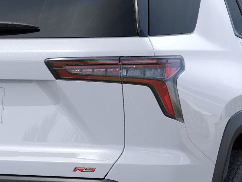 Chevrolet Equinox Vehicle Full-screen Gallery Image 11