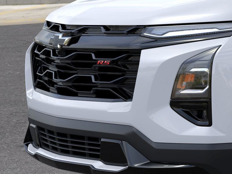 Chevrolet Equinox Vehicle Full-screen Gallery Image 13