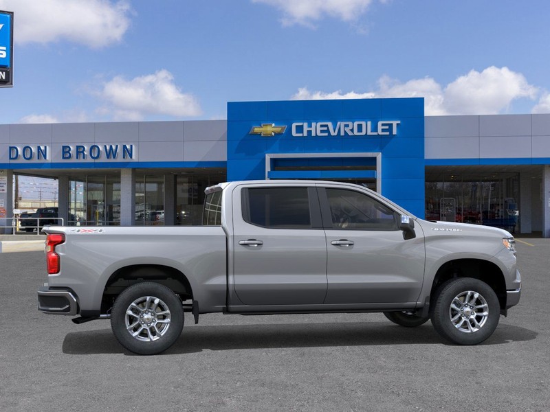 Chevrolet Silverado 1500 Vehicle Full-screen Gallery Image 5