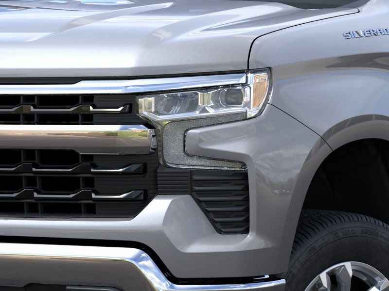 Chevrolet Silverado 1500 Vehicle Full-screen Gallery Image 10