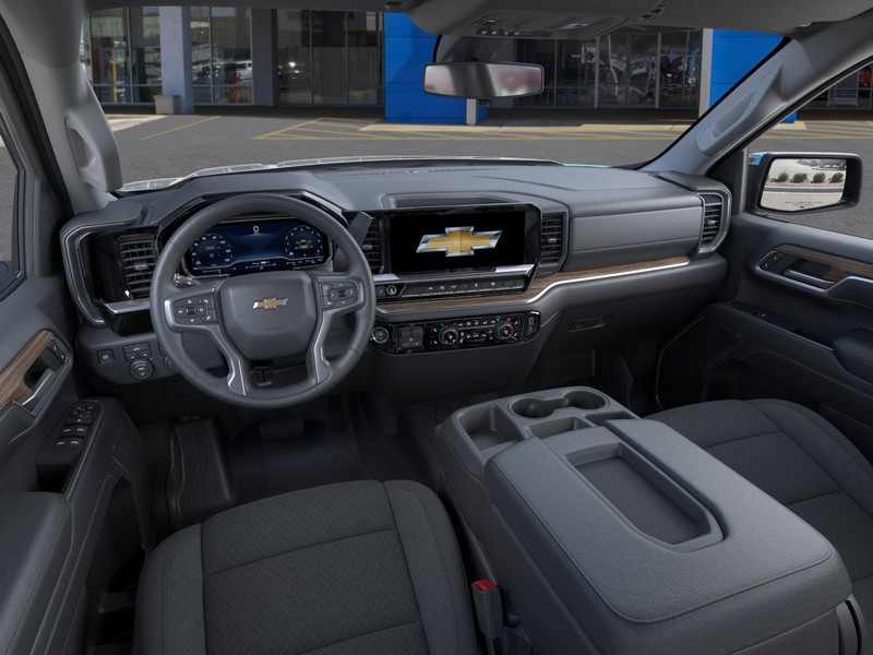 Chevrolet Silverado 1500 Vehicle Full-screen Gallery Image 15