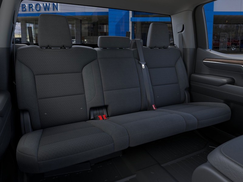 Chevrolet Silverado 1500 Vehicle Full-screen Gallery Image 17