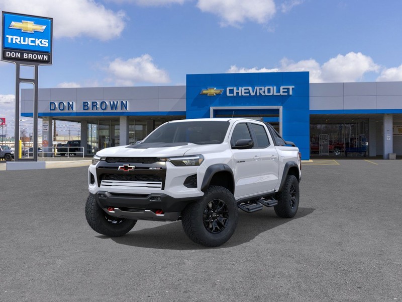 Chevrolet Colorado Vehicle Full-screen Gallery Image 8
