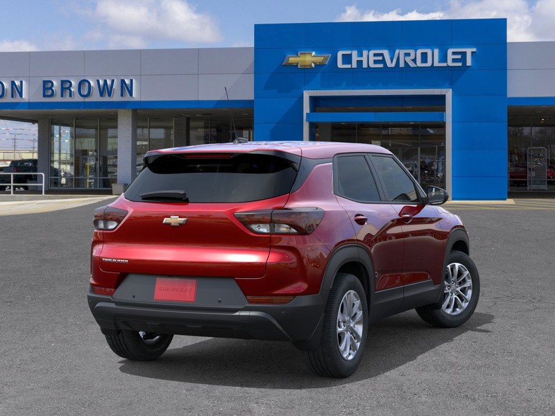 Chevrolet Trailblazer Vehicle Full-screen Gallery Image 4