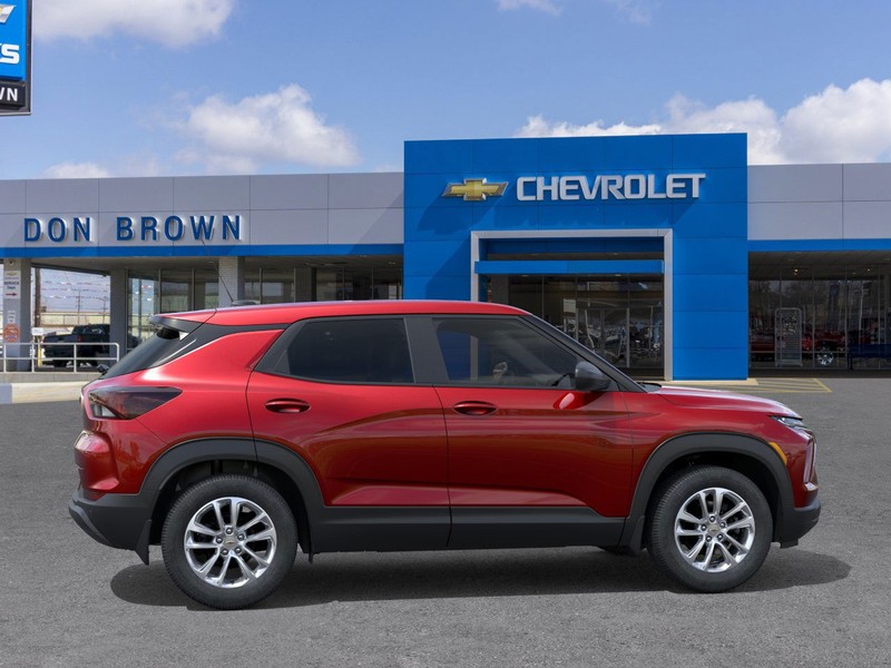 Chevrolet Trailblazer Vehicle Full-screen Gallery Image 5