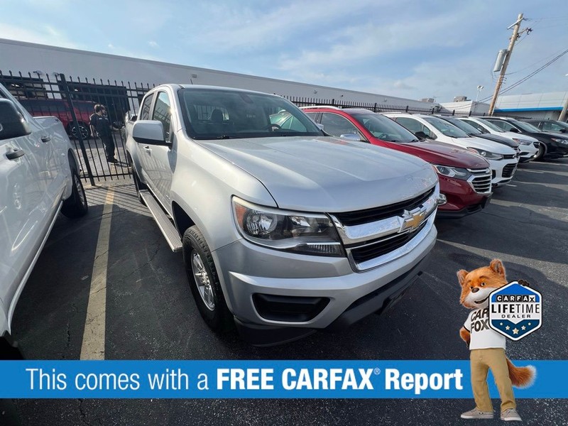 Chevrolet Colorado Vehicle Full-screen Gallery Image 3