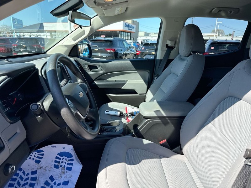 Chevrolet Colorado Vehicle Full-screen Gallery Image 21