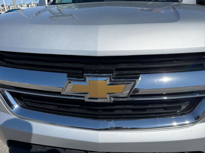 Chevrolet Colorado Vehicle Full-screen Gallery Image 30