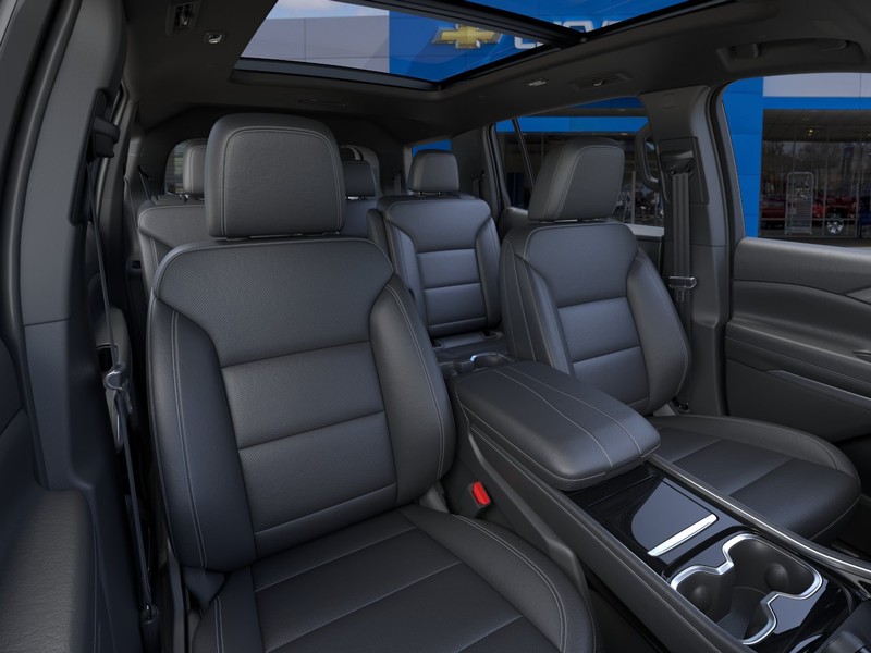 Chevrolet Traverse Vehicle Full-screen Gallery Image 16