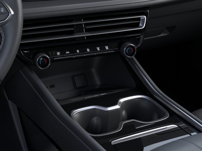 Chevrolet Traverse Vehicle Full-screen Gallery Image 23