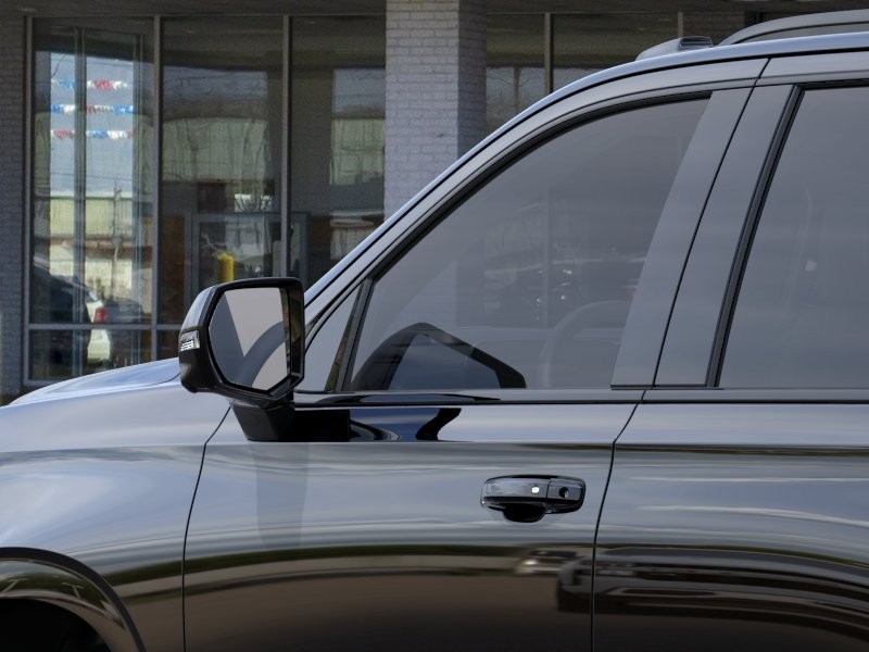 Chevrolet Tahoe Vehicle Full-screen Gallery Image 12