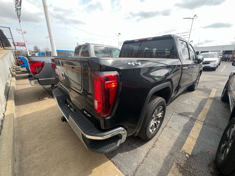 GMC Sierra 1500 Vehicle Full-screen Gallery Image 6