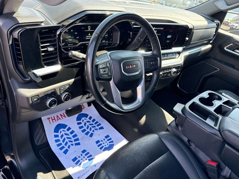 GMC Sierra 1500 Vehicle Full-screen Gallery Image 17