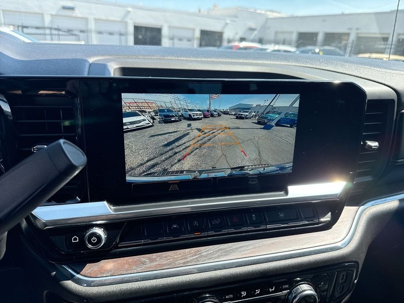 GMC Sierra 1500 Vehicle Full-screen Gallery Image 21
