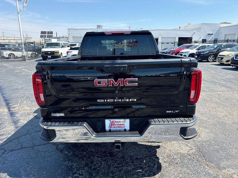GMC Sierra 1500 Vehicle Full-screen Gallery Image 31