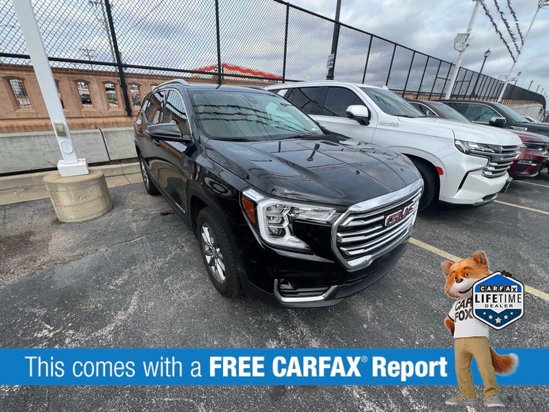 GMC Terrain Vehicle Full-screen Gallery Image 3