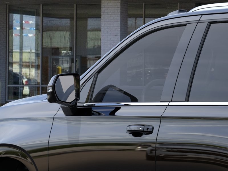 Chevrolet Tahoe Vehicle Full-screen Gallery Image 12