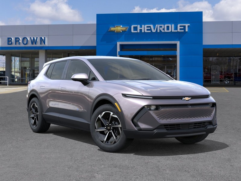 Chevrolet Equinox EV Vehicle Full-screen Gallery Image 7