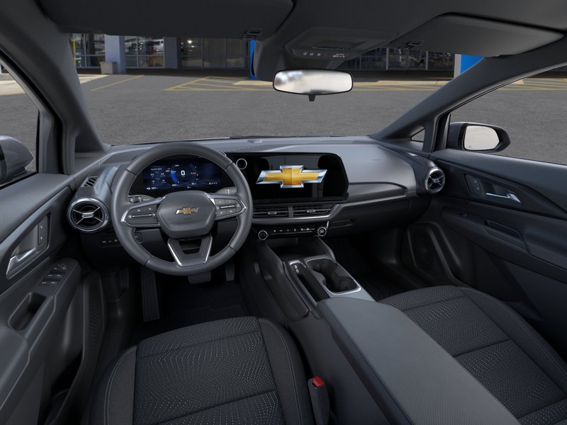 Chevrolet Equinox EV Vehicle Full-screen Gallery Image 15