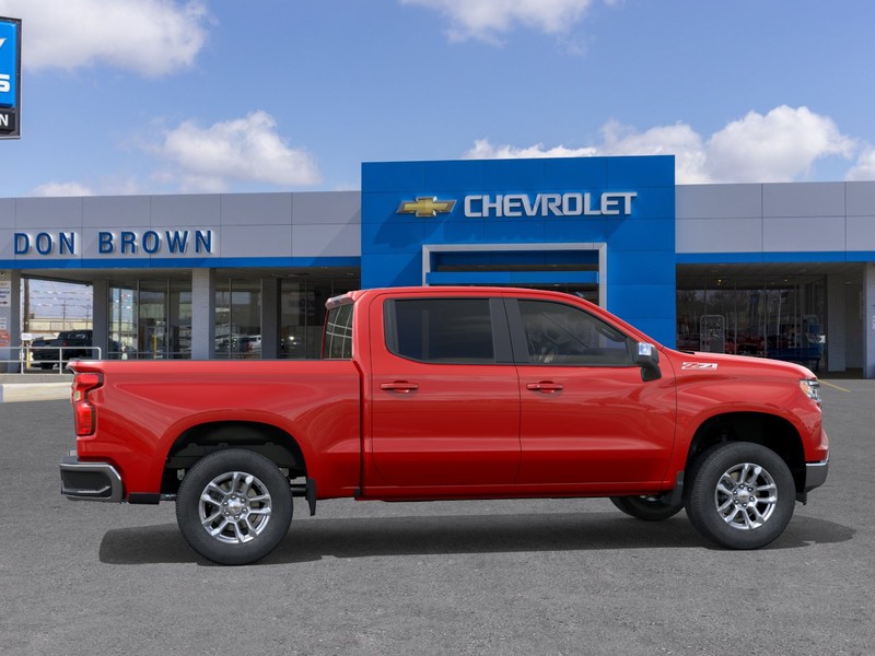 Chevrolet Silverado 1500 Vehicle Full-screen Gallery Image 5