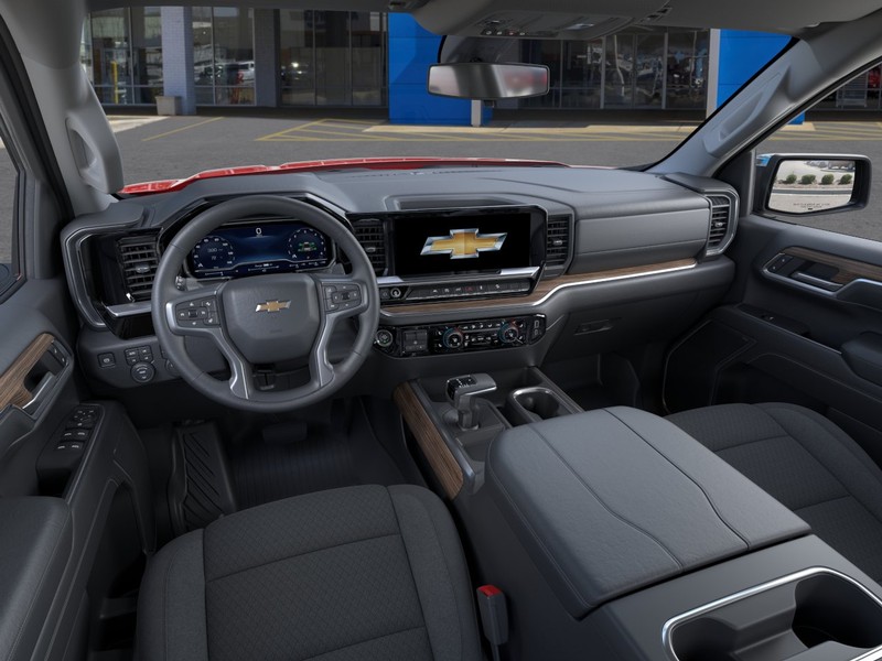 Chevrolet Silverado 1500 Vehicle Full-screen Gallery Image 15