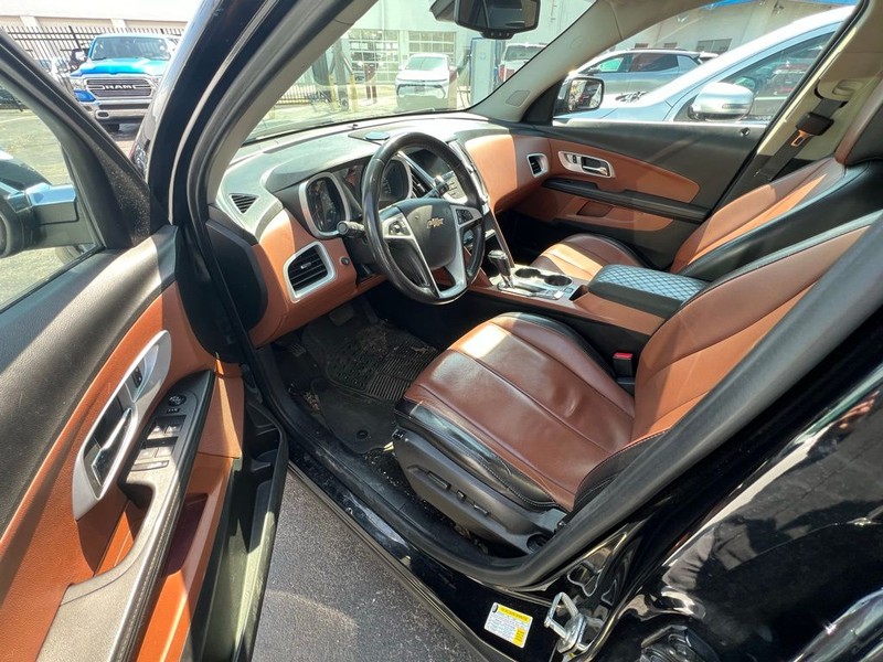 Chevrolet Equinox Vehicle Full-screen Gallery Image 7