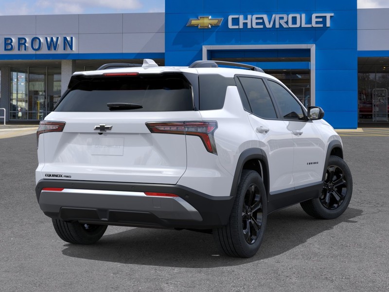 Chevrolet Equinox Vehicle Full-screen Gallery Image 4