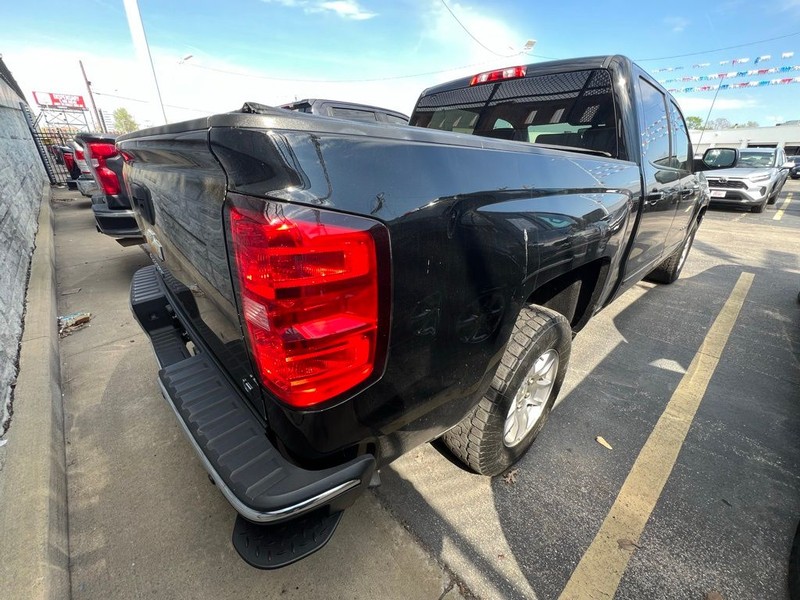 Chevrolet Silverado 1500 Vehicle Full-screen Gallery Image 6