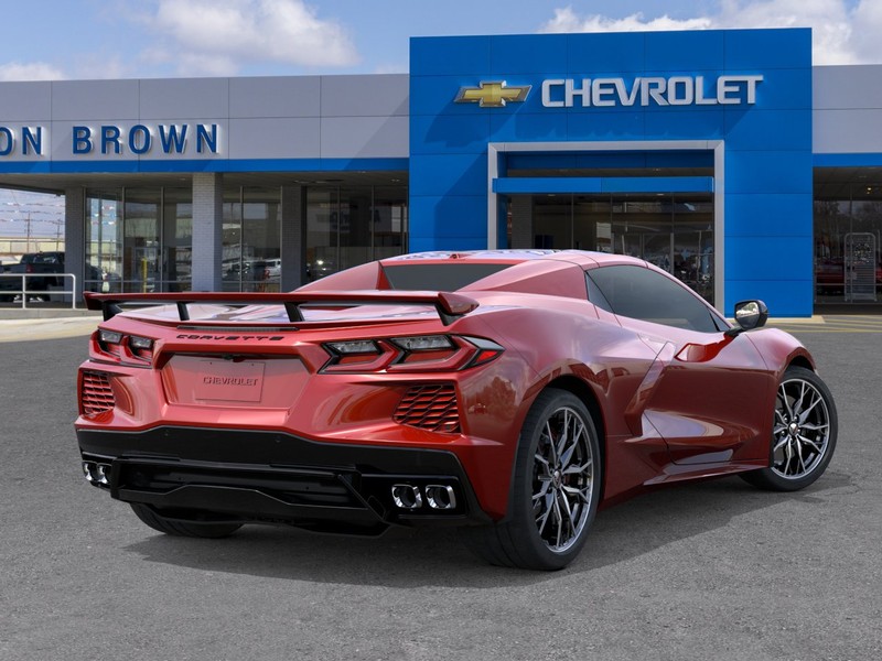 Chevrolet Corvette Stingray Vehicle Full-screen Gallery Image 4
