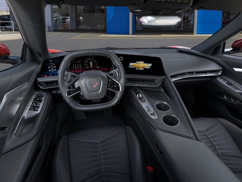 Chevrolet Corvette Stingray Vehicle Full-screen Gallery Image 15