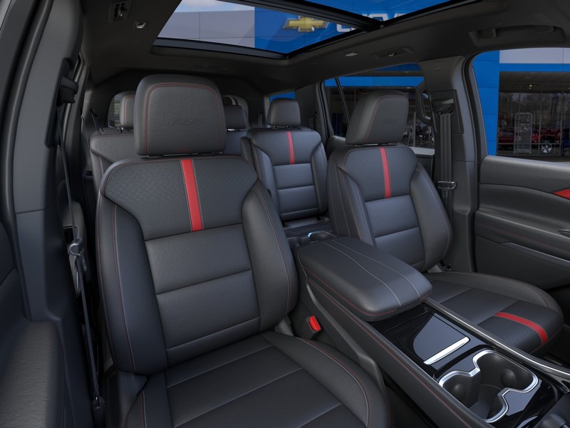 Chevrolet Traverse Vehicle Full-screen Gallery Image 16