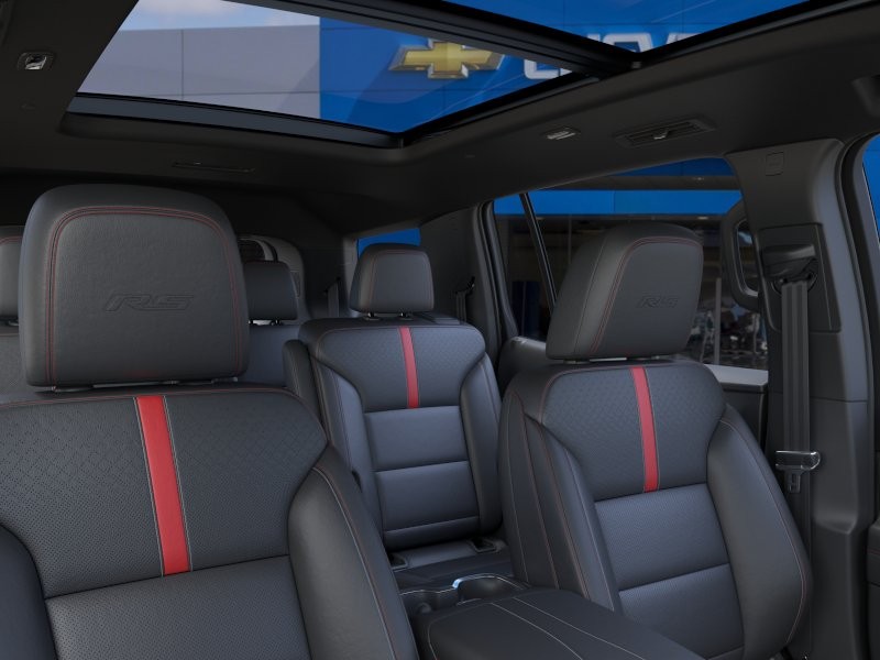 Chevrolet Traverse Vehicle Full-screen Gallery Image 24